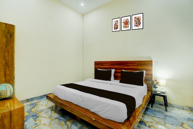 Hotel O The Suresh Mahal Resort