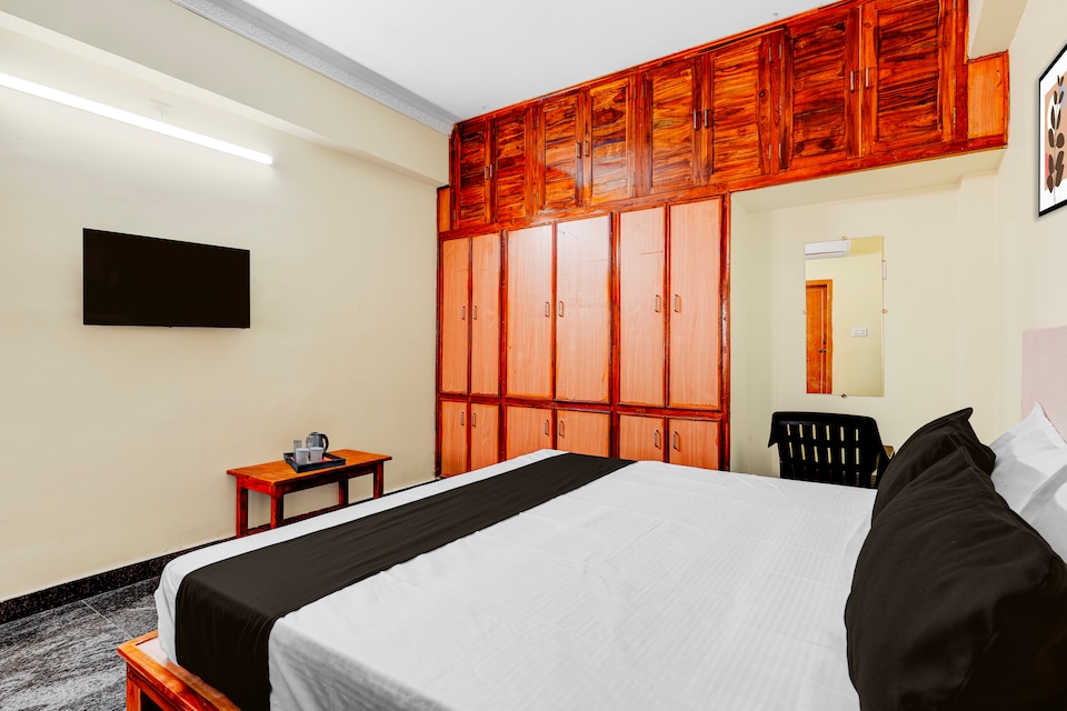Hotel O Tirupati Central Railway Junction Formerly Rama Grand, Transit Tirupati, Tirupati