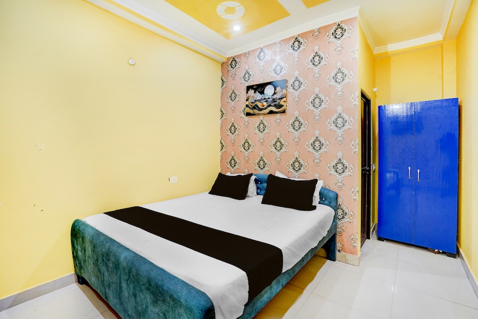 Hotel O Kashyap Paradise, Bailey Road, Patna