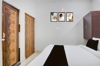 Hotel O by OYO Ayesha Palace