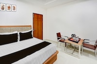 Super Townhouse Oak Public Garden Hanamkonda Formerly Vishnu Grand