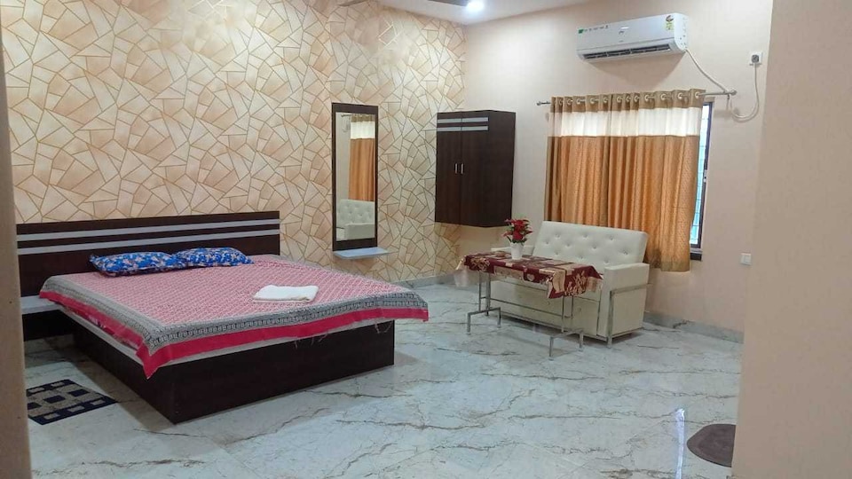 Hotel O DEWTIA SHOPPING COMPLEX, Rishra, hooghly