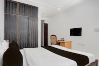 Townhouse Sector 46 Huda Market