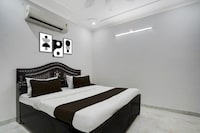 Townhouse Sector 46 Huda Market