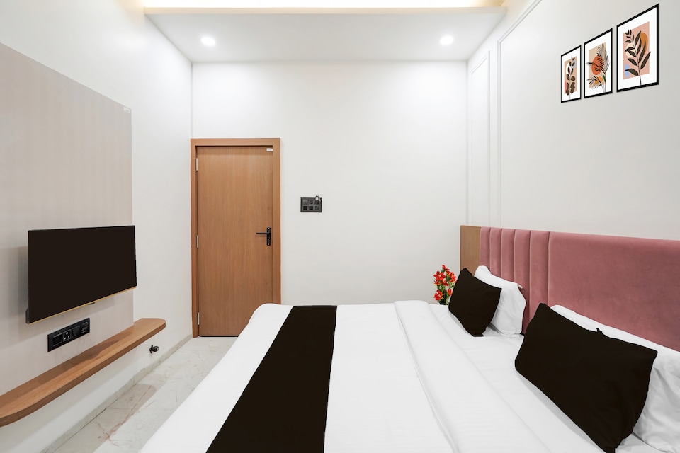 Super Collection O Ujjain Central Railway Junction Formerly Hotel Jai Jagdish, Mahakal Temple, Ujjain