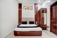 Hotel O Mohan Palace 