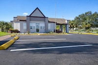 Motel 6 Motel 6 Lake City, FL – Medical Center
