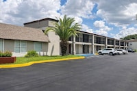 Motel 6 Motel 6 Lake City, FL – Medical Center