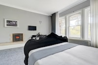 Liverpool Aigburth Hotel By Belvilla