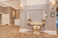 Liverpool Aigburth Hotel By Belvilla