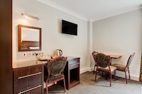 Liverpool Aigburth Hotel By Belvilla