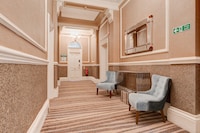 Liverpool Aigburth Hotel By Belvilla