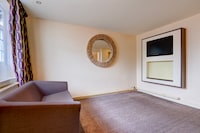 Manchester Airport Stanley Hotel by Belvilla