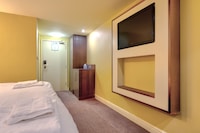 Manchester Airport Stanley Hotel by Belvilla