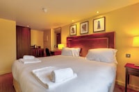 Manchester Airport Stanley Hotel by Belvilla