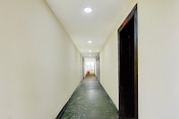Hotel O New Kailash Restaurant and Lodging