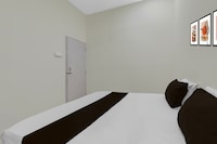 SPOT ON New Pandey Ji Gest House