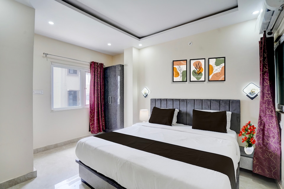 Super Collection O IIT BHU Varanasi Formerly Singh Residency, Lanka, Varanasi