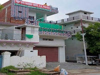 SPOT ON HOTEL RK PALACE