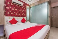 OYO Hotel Aamantran Avenue