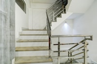 OYO 838884 Hotel Arush In