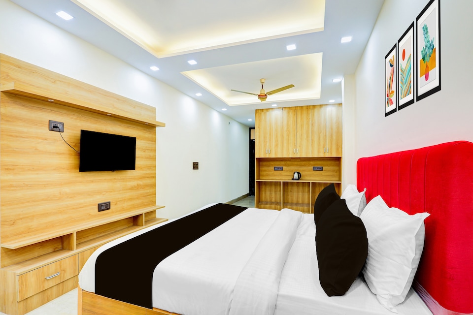 Super Hotel O 24 Seven Stay, Rohini Delhi, Delhi