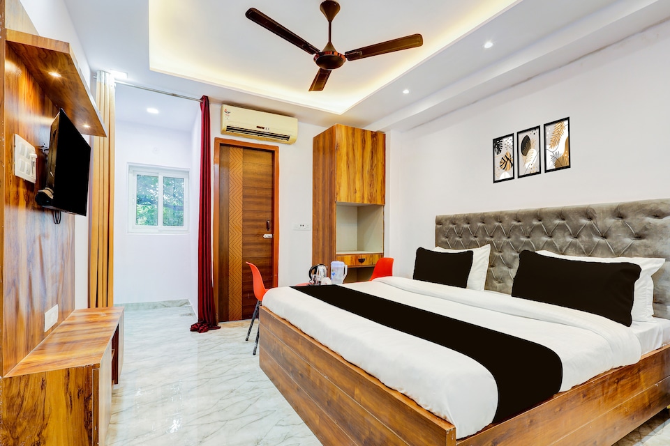 Super Hotel O 24 Seven Stay, Rohini Delhi, Delhi