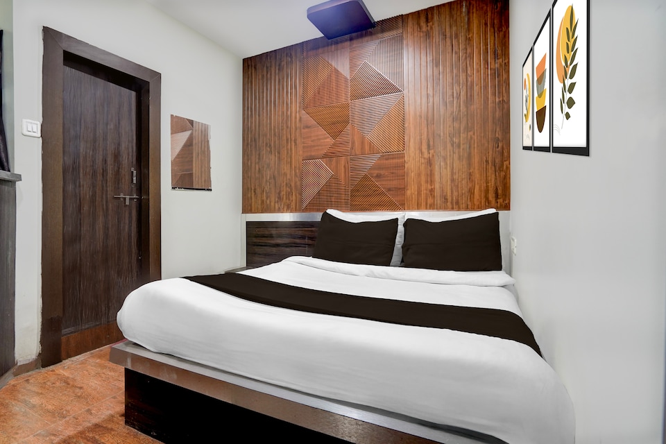 Hotel O Rediant, Vijay Nagar Indore, Indore