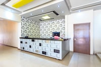 OYO Hotel Colón Express