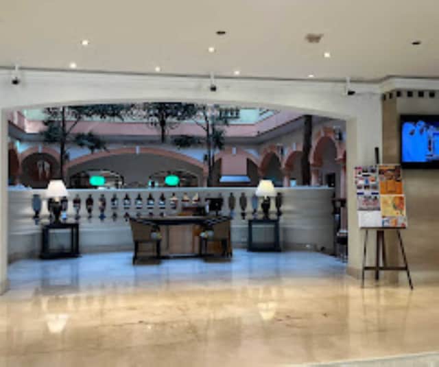 Sunday Suites Excelsior Hotel Deira (formerly Sheraton Deira)