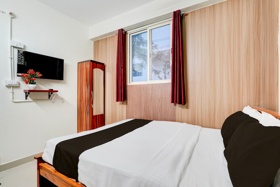 Super Hotel O RK RESIDENCEY, Indiranagar Bangalore, Bangalore