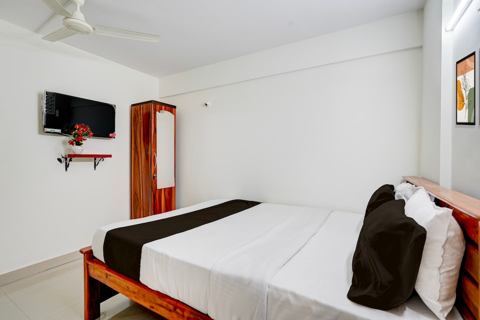 Super Hotel O RK RESIDENCEY, Indiranagar Bangalore, Bangalore