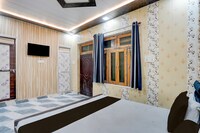 SPOT ON Hotel Shiv Palace