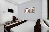 SPOT ON Aarya Guest House 