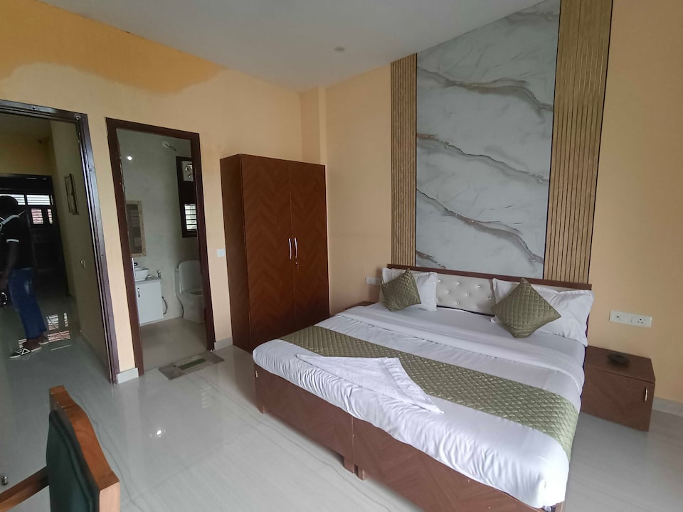 Collection O South City 1 Arcadia, HUDA CENTRE 1, Gurgaon