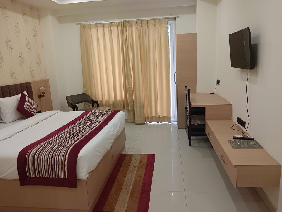 Collection O South City 1 Arcadia, HUDA CENTRE 1, Gurgaon