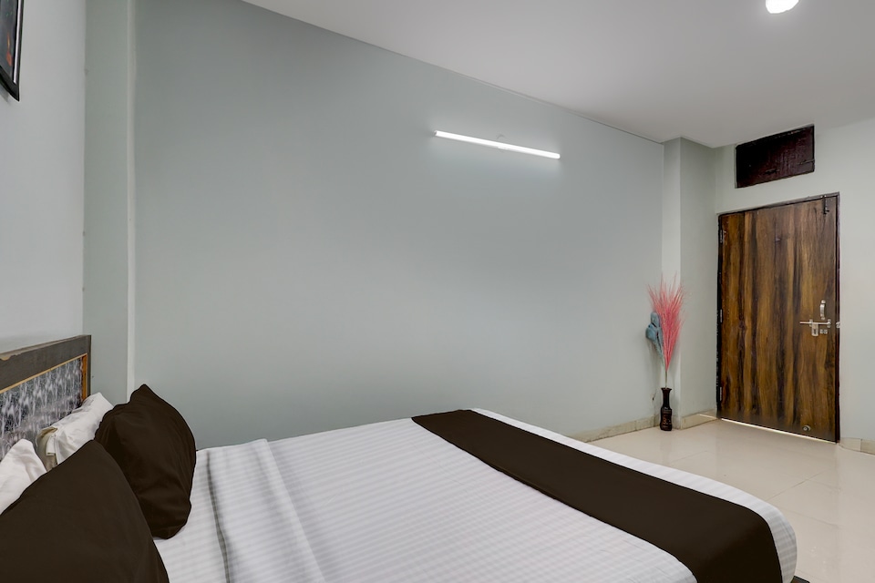 Super Hotel O Dadri Main Road Greater Noida, Greater Noida, Noida