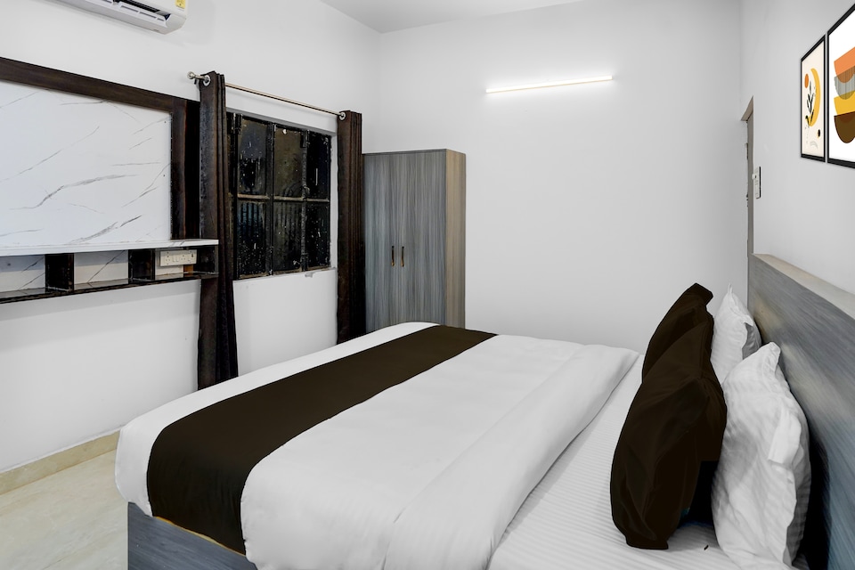 SPOT ON Hotel Stayour Inn , Lanka, Varanasi