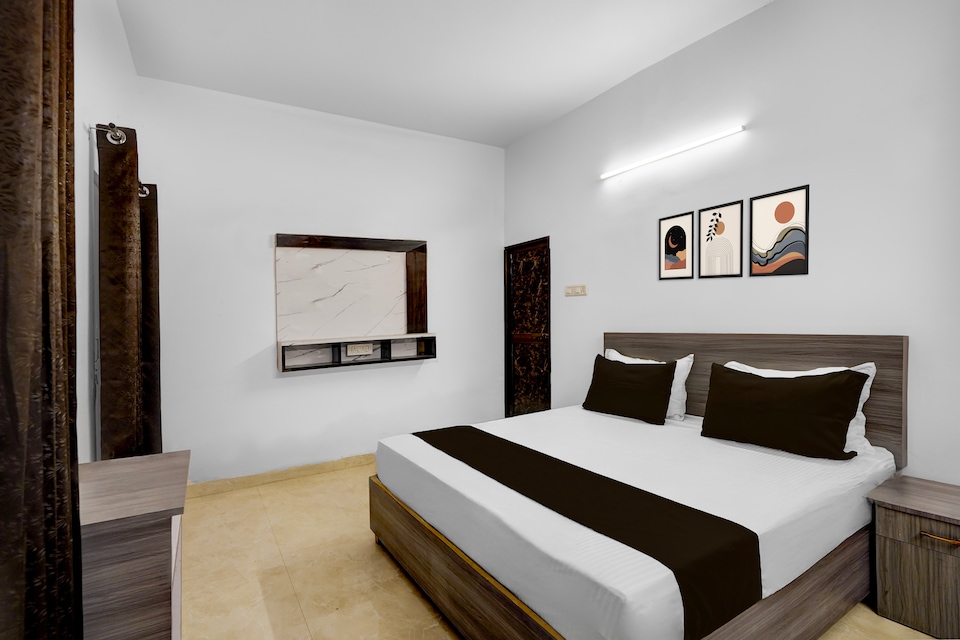 SPOT ON Hotel Stayour Inn , Lanka, Varanasi