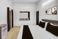 SPOT ON Hotel Stayour Inn 