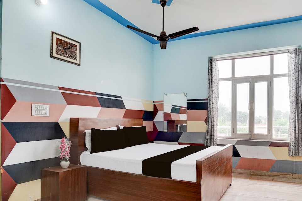 HOTEL O S.R. GOLD, Ghaziabad City, Ghaziabad