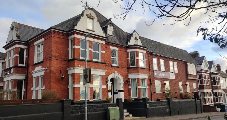 Revado Hotel, Norwich (Greater London), Norwich