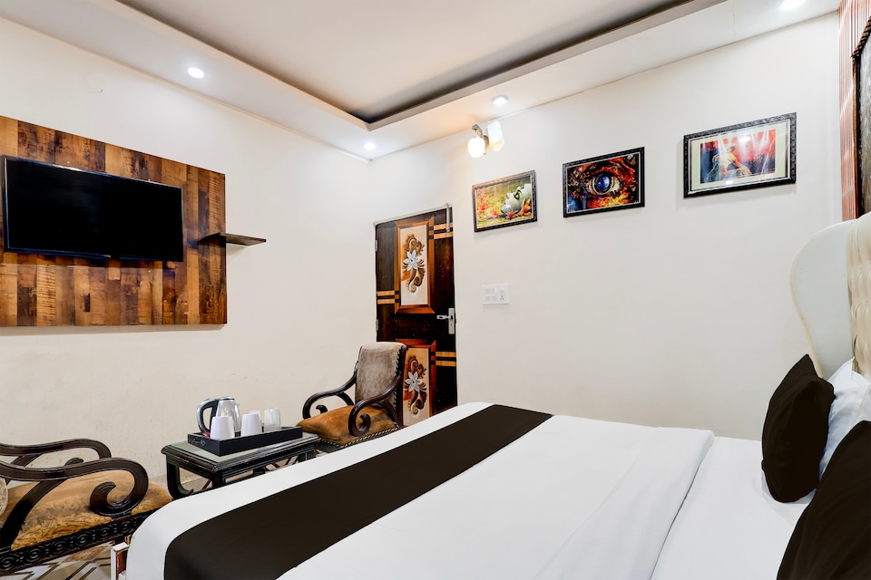 Townhouse ESIC Medical College Faridabad Formerly Royal Mountain, Faridabad, Faridabad