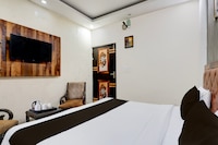 Super Townhouse ESIC Medical College Faridabad Formerly Royal Mountain