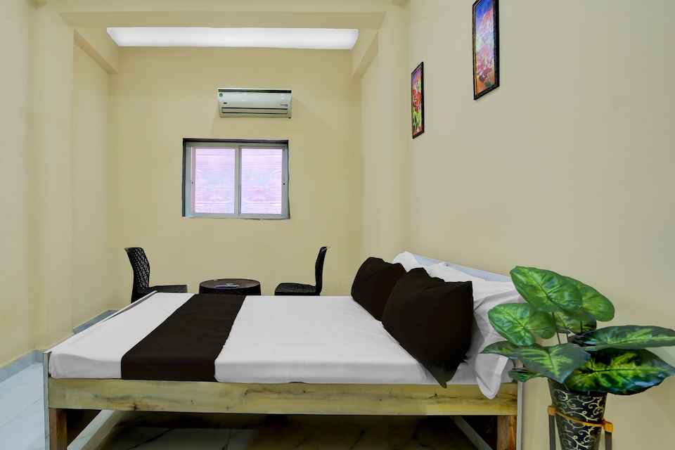 Hotel O the ocean waves , Hamidia Road Bhopal, Bhopal