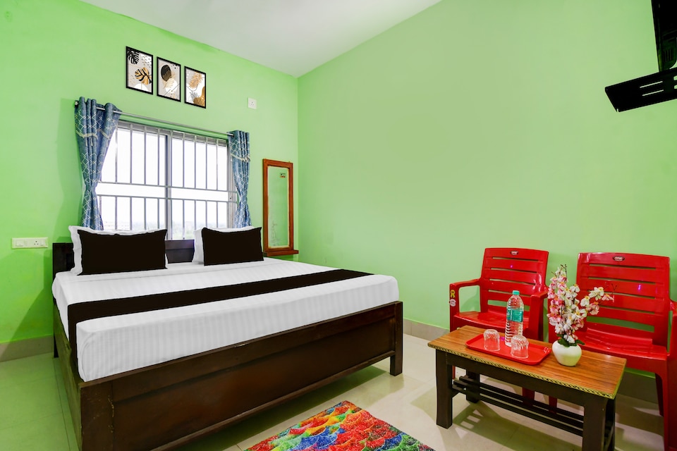 Hotel O SATWIK GUEST HOUSE , Bapuji Nagar, Bhubaneswar