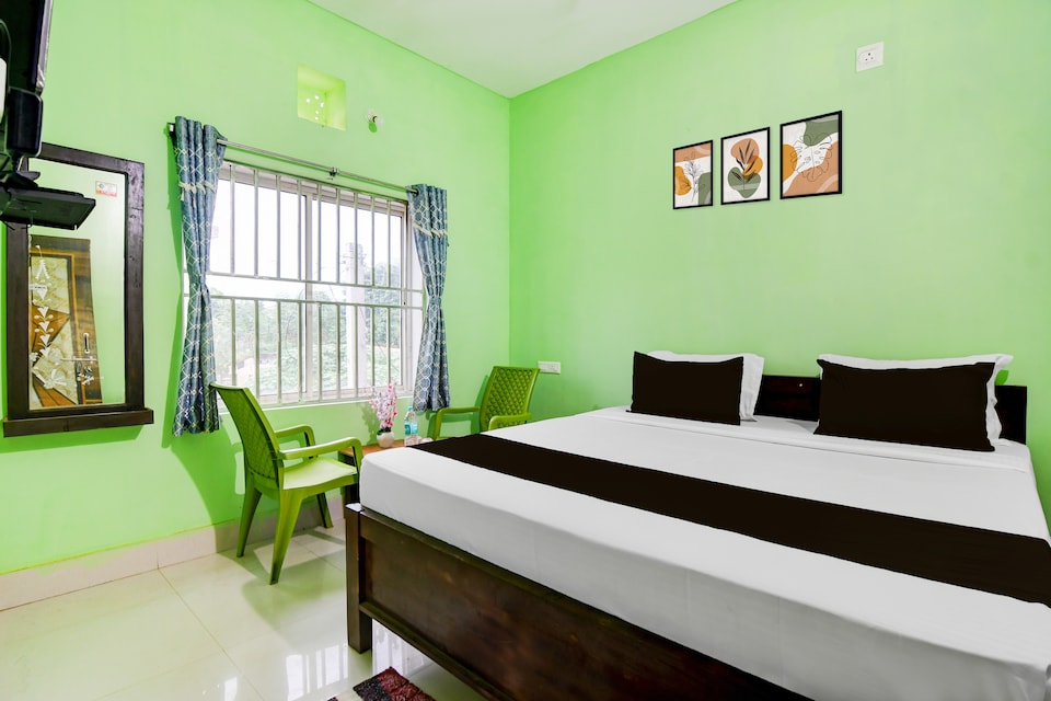 Hotel O SATWIK GUEST HOUSE , Bapuji Nagar, Bhubaneswar