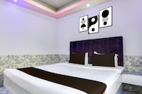 SPOT ON The Green Palace