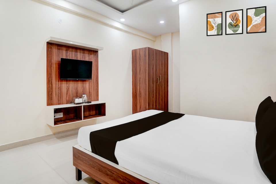 Hotel O Hindon Motel, Noida Industrial Area Mamura, Noida
