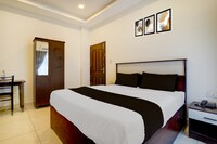 Collection O Thiruvananthapuram Central Railway Station Formerly Varah Residency